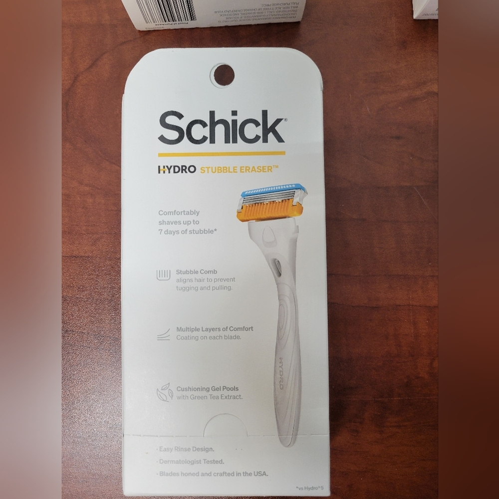Schick Razor NIB - Picture 7 of 9